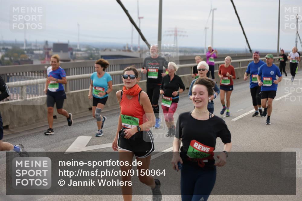 03.10.2025 - Köhlbrandbrückenlauf Jannik Wohlers http://msf.ph/oto/9150964 03.10.2025 15:57:00 Position 1 7799 meine-sportfotos.de