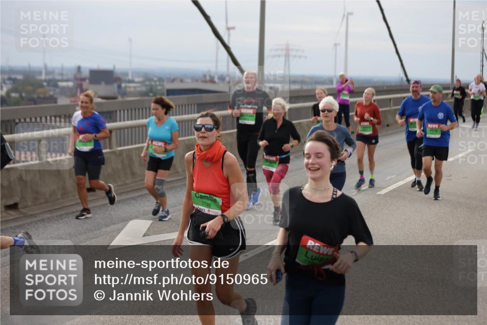 03.10.2025 - Köhlbrandbrückenlauf Jannik Wohlers http://msf.ph/oto/9150965 03.10.2025 15:57:00 Position 1 7799 meine-sportfotos.de