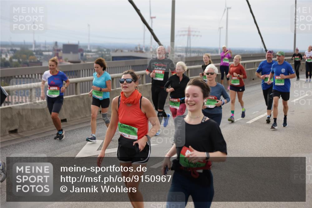 03.10.2025 - Köhlbrandbrückenlauf Jannik Wohlers http://msf.ph/oto/9150967 03.10.2025 15:57:00 Position 1 7799, 7855 meine-sportfotos.de