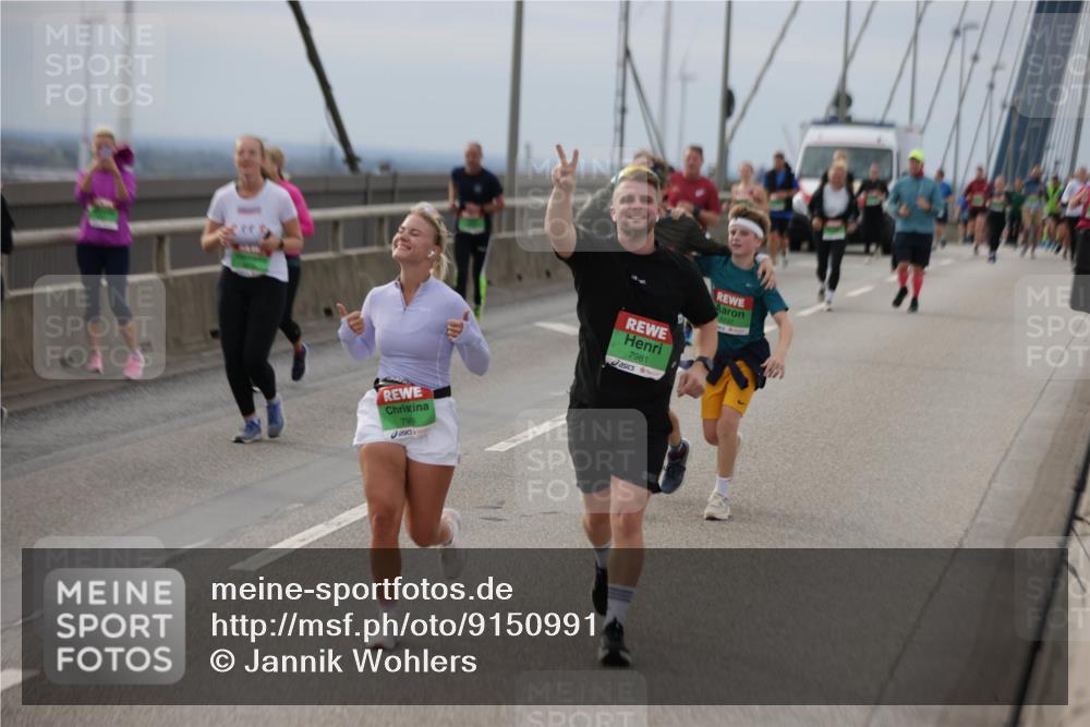 03.10.2025 - Köhlbrandbrückenlauf Jannik Wohlers http://msf.ph/oto/9150991 03.10.2025 15:57:05 Position 1 79, 7981, 8237 meine-sportfotos.de