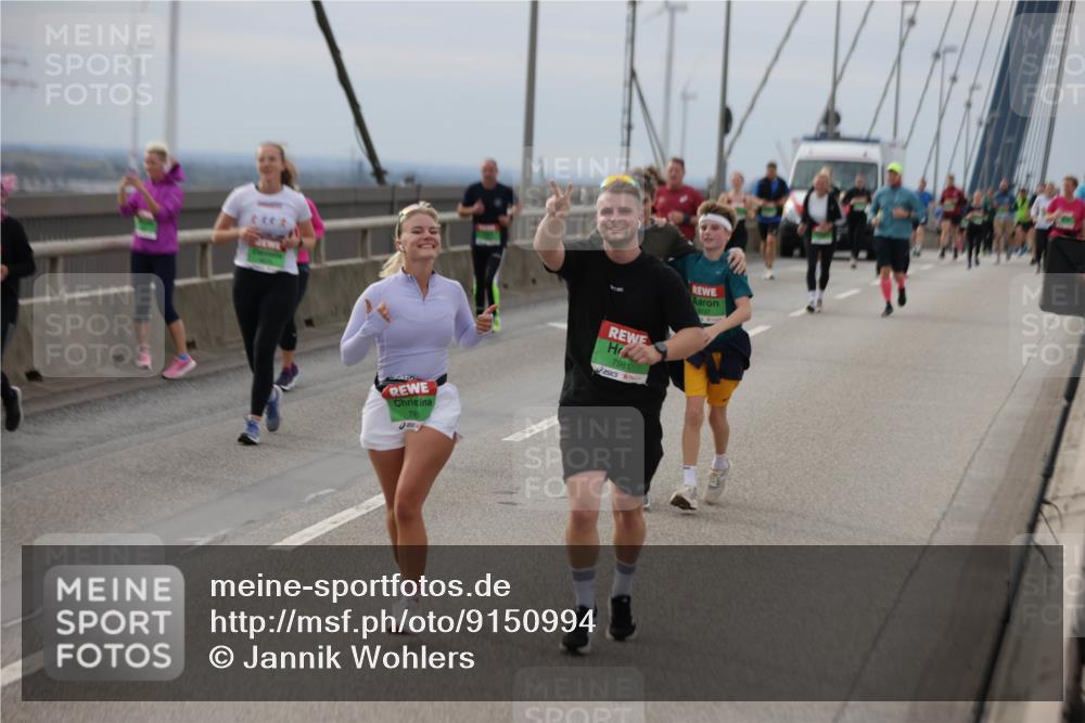 03.10.2025 - Köhlbrandbrückenlauf Jannik Wohlers http://msf.ph/oto/9150994 03.10.2025 15:57:05 Position 1 790, 7981, 8231 meine-sportfotos.de
