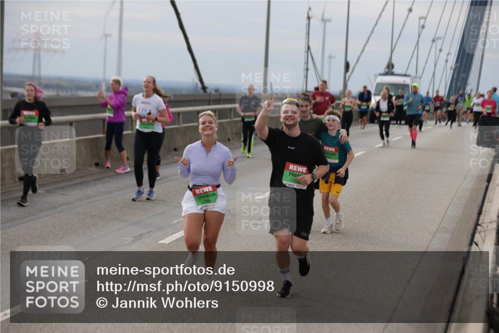 03.10.2025 - Köhlbrandbrückenlauf Jannik Wohlers http://msf.ph/oto/9150998 03.10.2025 15:57:06 Position 1 7980, 790 meine-sportfotos.de