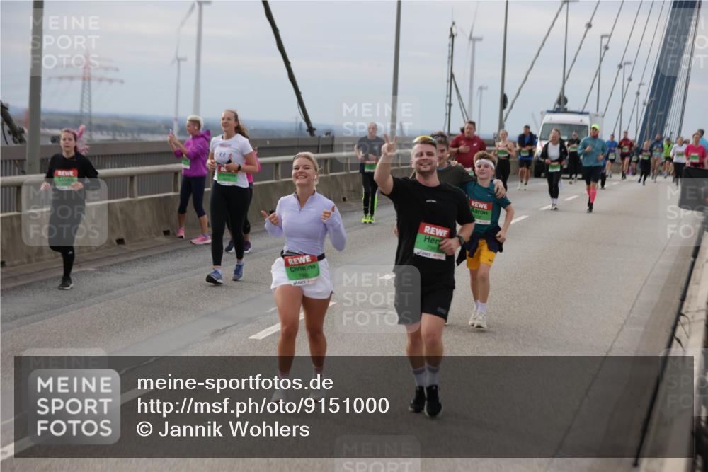03.10.2025 - Köhlbrandbrückenlauf Jannik Wohlers http://msf.ph/oto/9151000 03.10.2025 15:57:06 Position 1 7980 meine-sportfotos.de