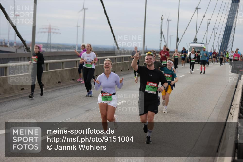 03.10.2025 - Köhlbrandbrückenlauf Jannik Wohlers http://msf.ph/oto/9151004 03.10.2025 15:57:06 Position 1 7960, 7981 meine-sportfotos.de