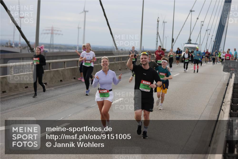 03.10.2025 - Köhlbrandbrückenlauf Jannik Wohlers http://msf.ph/oto/9151005 03.10.2025 15:57:06 Position 1 798, 7981 meine-sportfotos.de