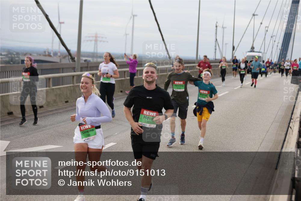 03.10.2025 - Köhlbrandbrückenlauf Jannik Wohlers http://msf.ph/oto/9151013 03.10.2025 15:57:08 Position 1 7980, 7981 meine-sportfotos.de