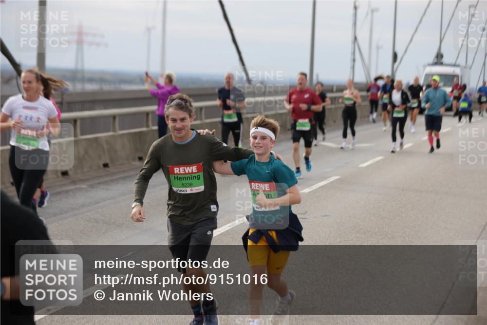 03.10.2025 - Köhlbrandbrückenlauf Jannik Wohlers http://msf.ph/oto/9151016 03.10.2025 15:57:09 Position 1 8238 meine-sportfotos.de