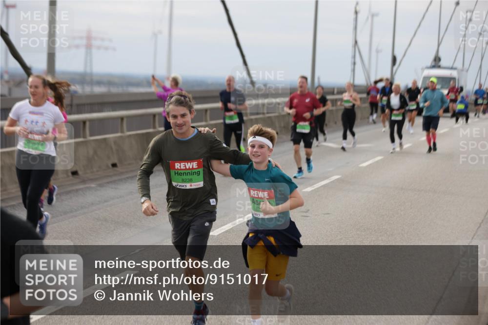 03.10.2025 - Köhlbrandbrückenlauf Jannik Wohlers http://msf.ph/oto/9151017 03.10.2025 15:57:09 Position 1 8238, 82 meine-sportfotos.de