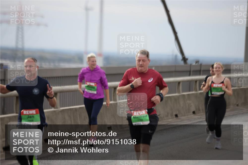 03.10.2025 - Köhlbrandbrückenlauf Jannik Wohlers http://msf.ph/oto/9151038 03.10.2025 15:57:11 Position 1 7608, 7784 meine-sportfotos.de