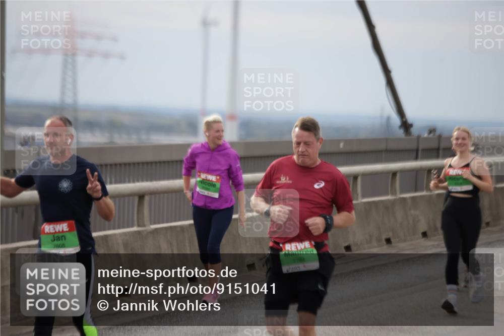 03.10.2025 - Köhlbrandbrückenlauf Jannik Wohlers http://msf.ph/oto/9151041 03.10.2025 15:57:11 Position 1 7608, 7784 meine-sportfotos.de
