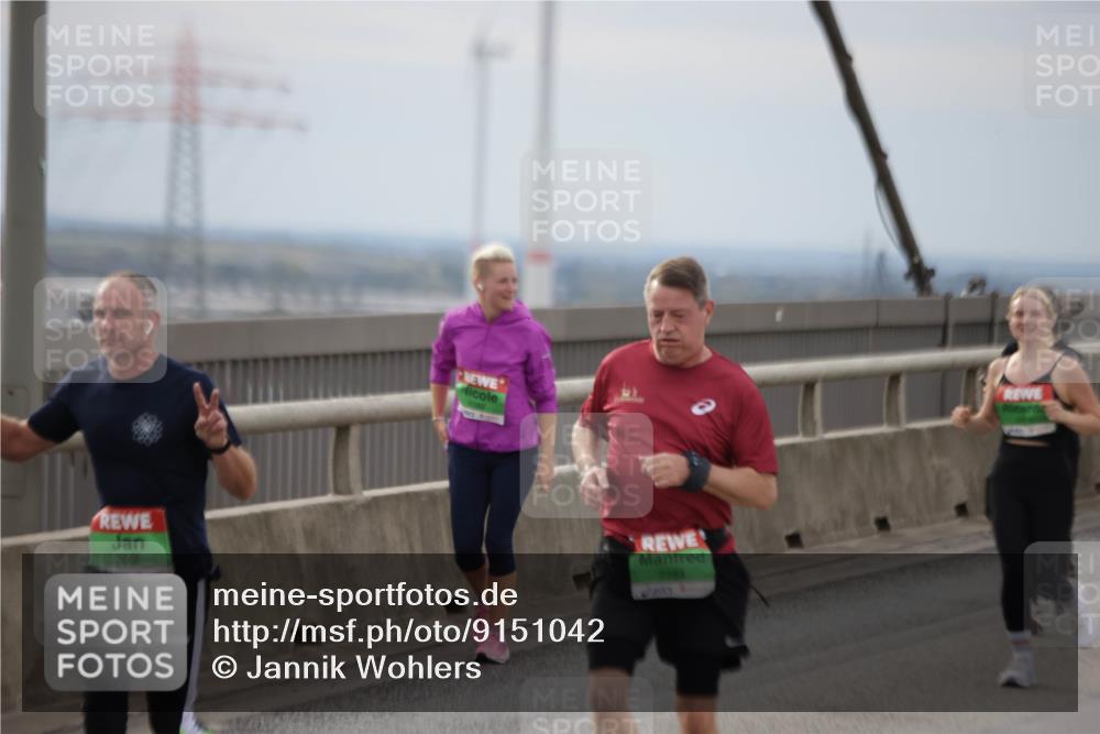 03.10.2025 - Köhlbrandbrückenlauf Jannik Wohlers http://msf.ph/oto/9151042 03.10.2025 15:57:11 Position 1 7608, 7783 meine-sportfotos.de