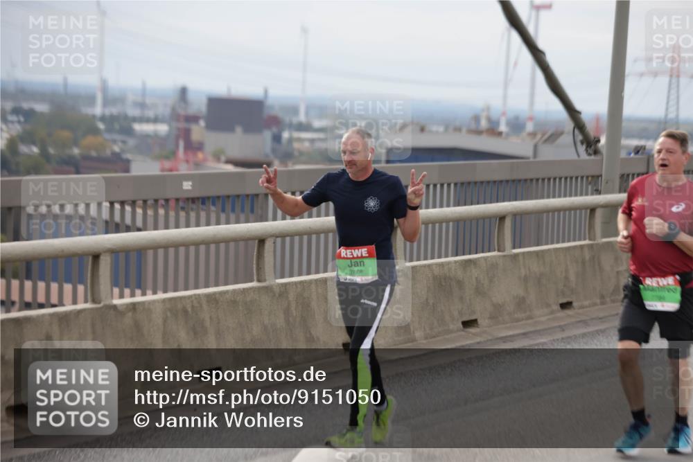 03.10.2025 - Köhlbrandbrückenlauf Jannik Wohlers http://msf.ph/oto/9151050 03.10.2025 15:57:13 Position 1 7608 meine-sportfotos.de