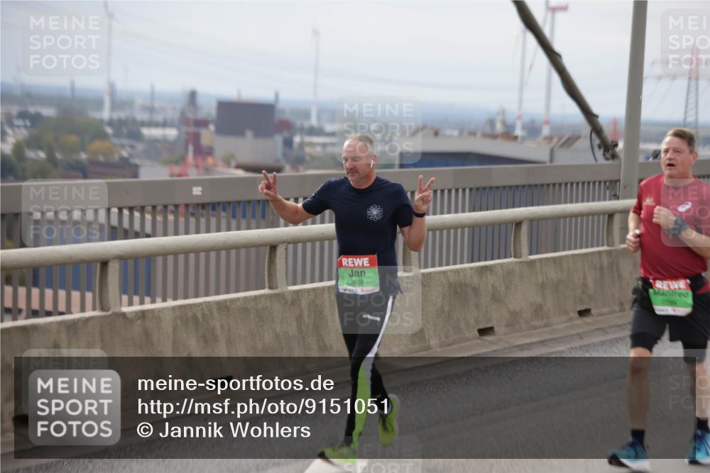 03.10.2025 - Köhlbrandbrückenlauf Jannik Wohlers http://msf.ph/oto/9151051 03.10.2025 15:57:13 Position 1 7608 meine-sportfotos.de