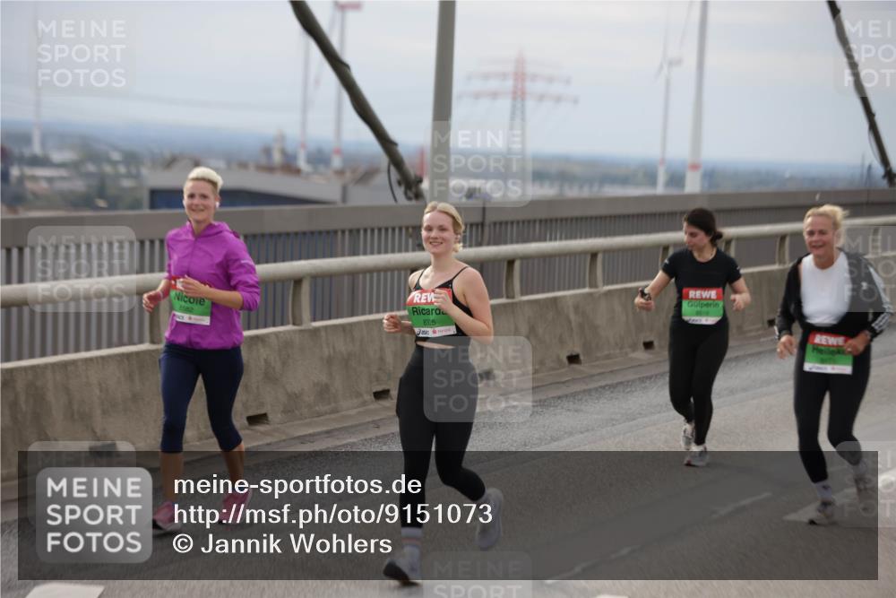 03.10.2025 - Köhlbrandbrückenlauf Jannik Wohlers http://msf.ph/oto/9151073 03.10.2025 15:57:15 Position 1 8582, 8305 meine-sportfotos.de