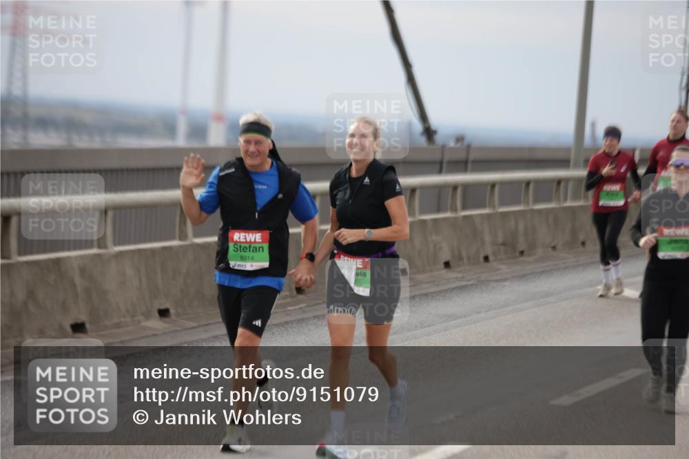 03.10.2025 - Köhlbrandbrückenlauf Jannik Wohlers http://msf.ph/oto/9151079 03.10.2025 15:57:20 Position 1 8914 meine-sportfotos.de