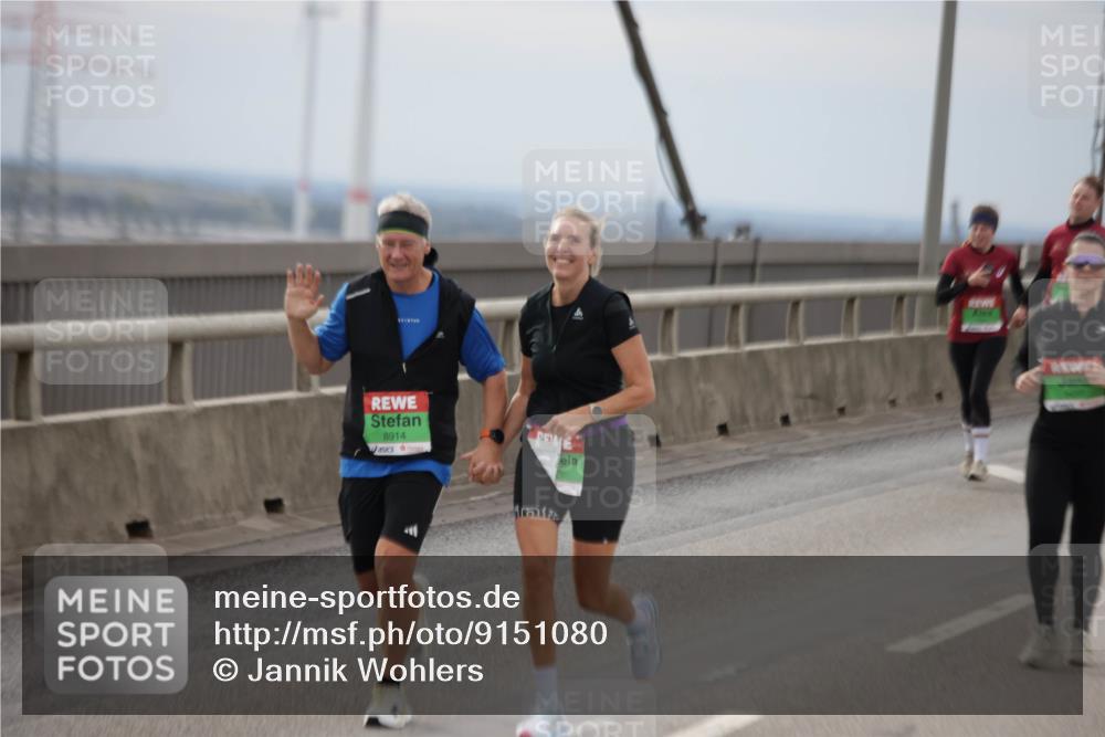 03.10.2025 - Köhlbrandbrückenlauf Jannik Wohlers http://msf.ph/oto/9151080 03.10.2025 15:57:20 Position 1 8914 meine-sportfotos.de