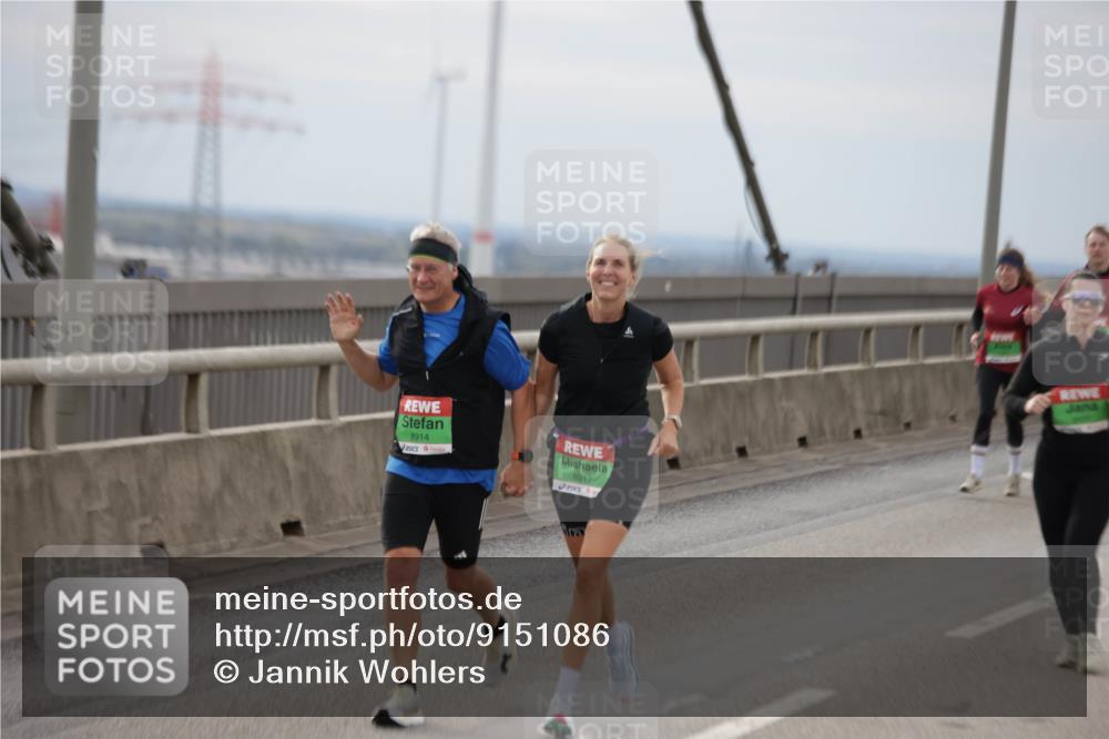 03.10.2025 - Köhlbrandbrückenlauf Jannik Wohlers http://msf.ph/oto/9151086 03.10.2025 15:57:20 Position 1 8914, 8917 meine-sportfotos.de