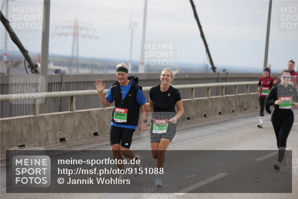 03.10.2025 - Köhlbrandbrückenlauf Jannik Wohlers http://msf.ph/oto/9151088 03.10.2025 15:57:20 Position 1 8914, 8917 meine-sportfotos.de