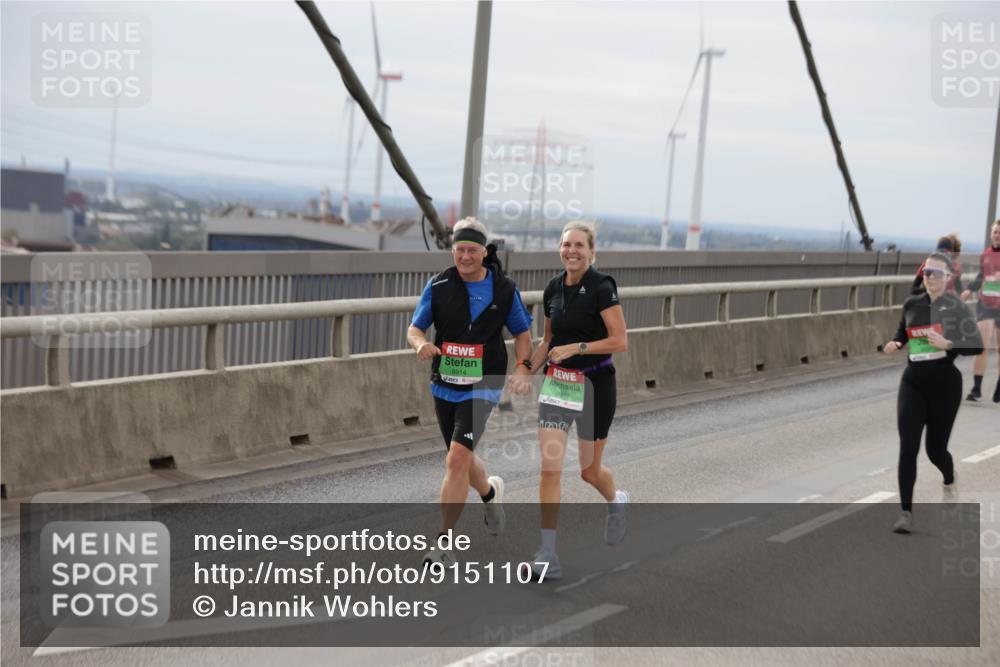 03.10.2025 - Köhlbrandbrückenlauf Jannik Wohlers http://msf.ph/oto/9151107 03.10.2025 15:57:21 Position 1 8914, 8917 meine-sportfotos.de