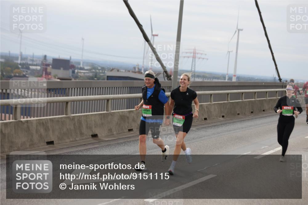 03.10.2025 - Köhlbrandbrückenlauf Jannik Wohlers http://msf.ph/oto/9151115 03.10.2025 15:57:22 Position 1 8917, 8914 meine-sportfotos.de