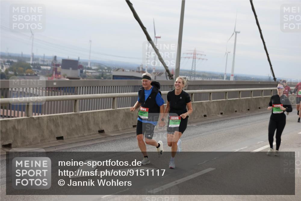 03.10.2025 - Köhlbrandbrückenlauf Jannik Wohlers http://msf.ph/oto/9151117 03.10.2025 15:57:22 Position 1 8914, 8917 meine-sportfotos.de