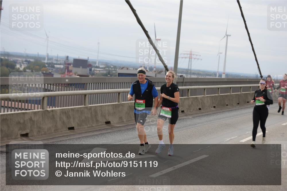 03.10.2025 - Köhlbrandbrückenlauf Jannik Wohlers http://msf.ph/oto/9151119 03.10.2025 15:57:22 Position 1 8917 meine-sportfotos.de