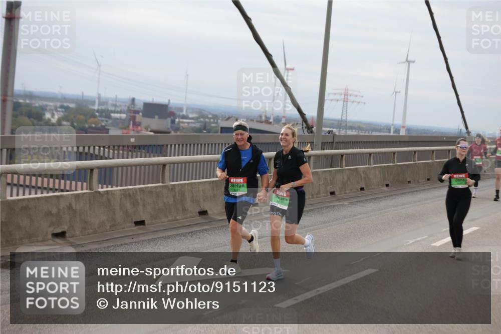 03.10.2025 - Köhlbrandbrückenlauf Jannik Wohlers http://msf.ph/oto/9151123 03.10.2025 15:57:22 Position 1 8914 meine-sportfotos.de