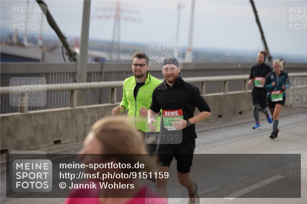 03.10.2025 - Köhlbrandbrückenlauf Jannik Wohlers http://msf.ph/oto/9151159 03.10.2025 15:57:32 Position 1  meine-sportfotos.de
