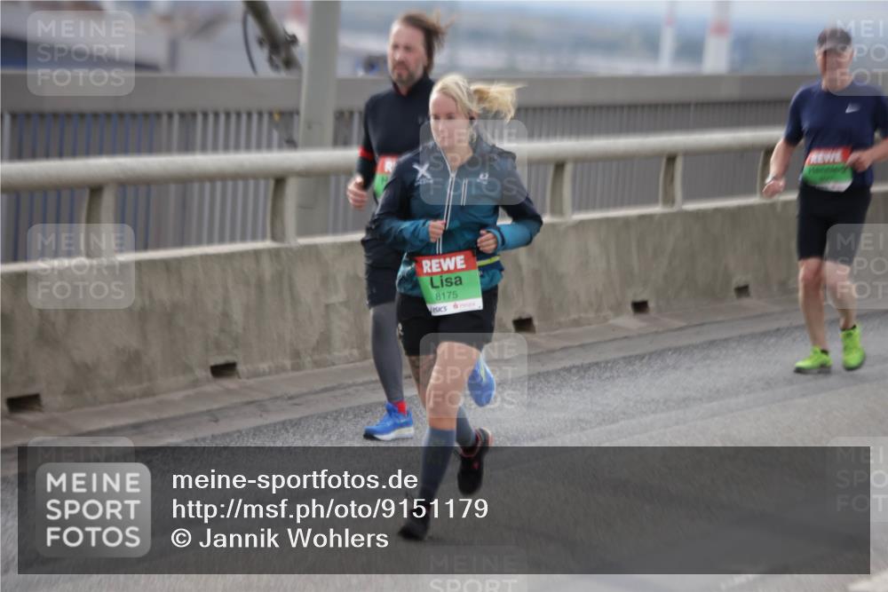 03.10.2025 - Köhlbrandbrückenlauf Jannik Wohlers http://msf.ph/oto/9151179 03.10.2025 15:57:36 Position 1 8175 meine-sportfotos.de