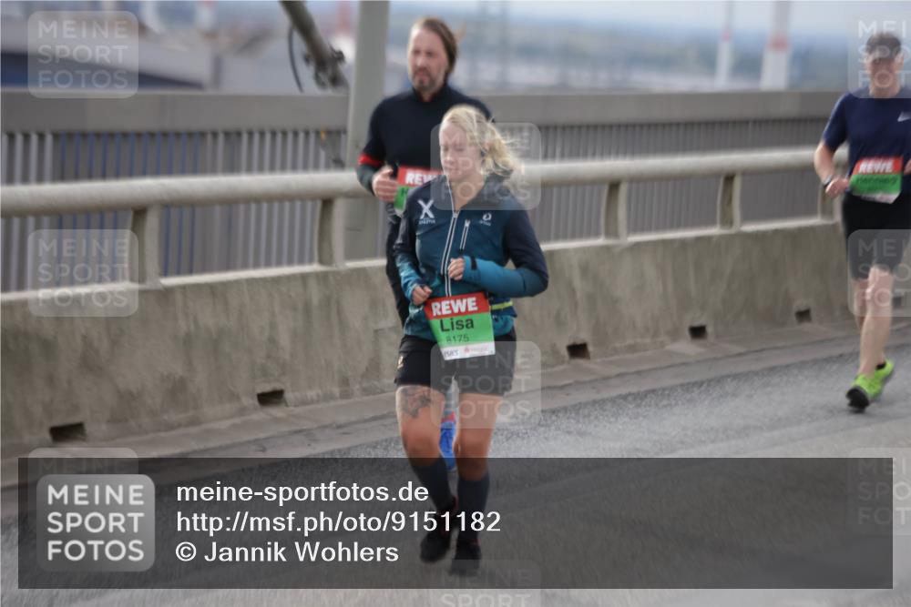 03.10.2025 - Köhlbrandbrückenlauf Jannik Wohlers http://msf.ph/oto/9151182 03.10.2025 15:57:36 Position 1 8175 meine-sportfotos.de