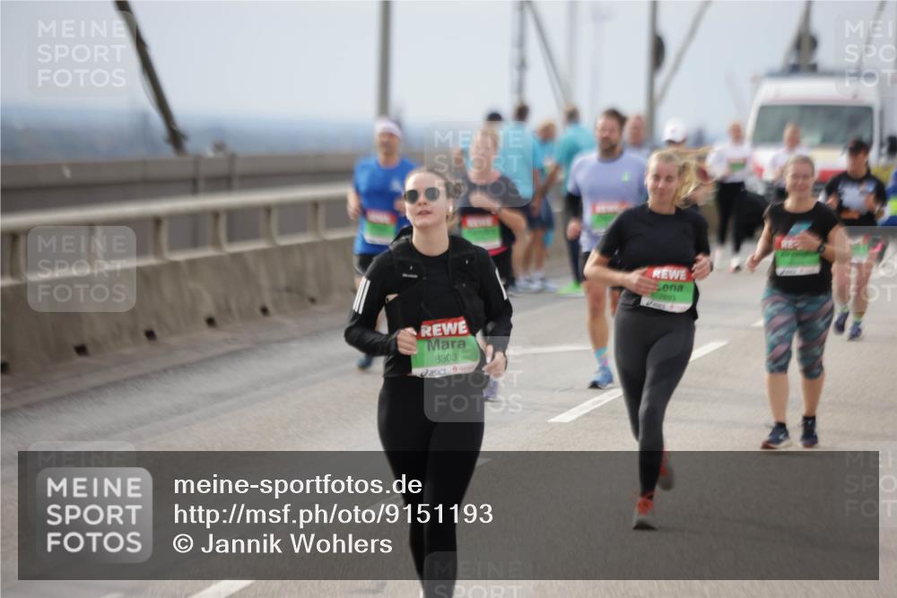 03.10.2025 - Köhlbrandbrückenlauf Jannik Wohlers http://msf.ph/oto/9151193 03.10.2025 15:57:44 Position 1 8303, 7693 meine-sportfotos.de