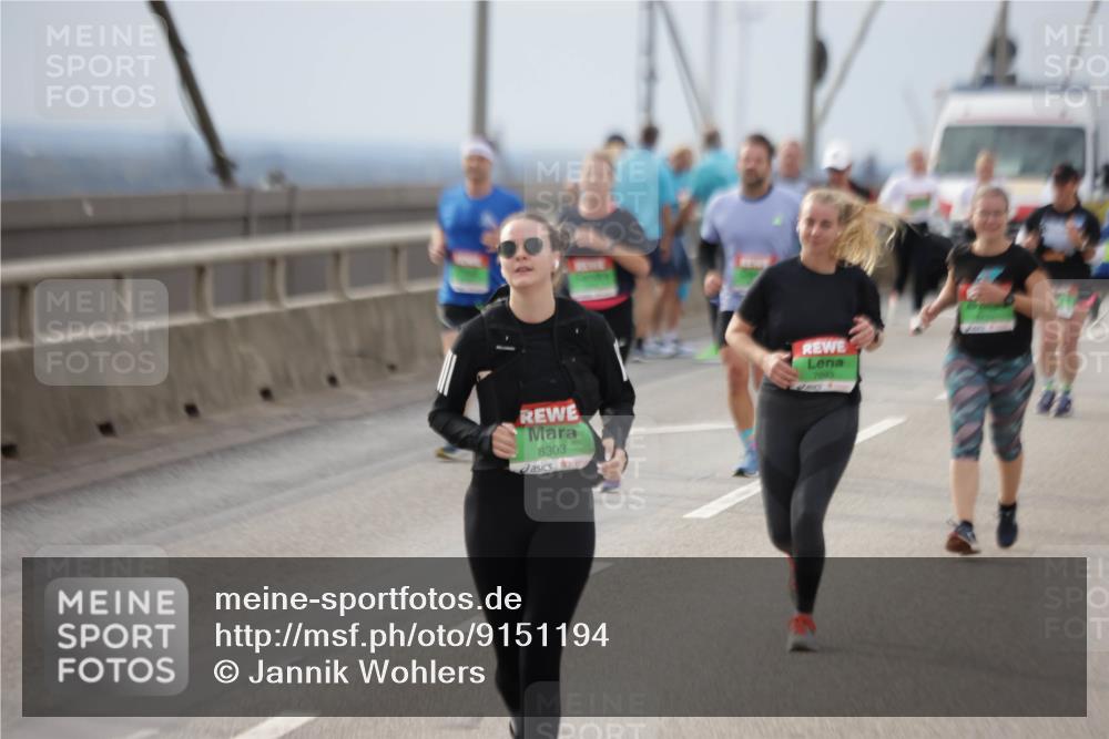 03.10.2025 - Köhlbrandbrückenlauf Jannik Wohlers http://msf.ph/oto/9151194 03.10.2025 15:57:44 Position 1 8303, 7693 meine-sportfotos.de