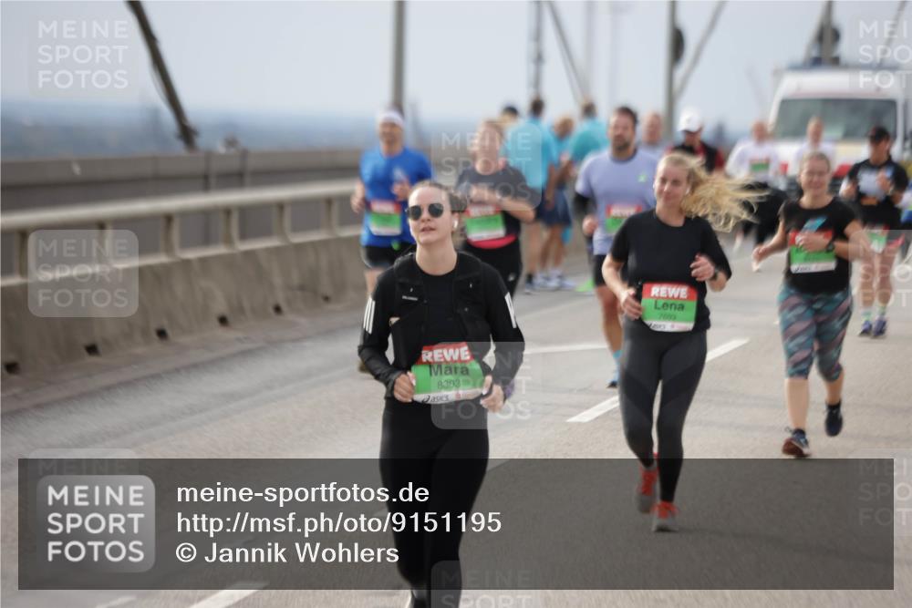03.10.2025 - Köhlbrandbrückenlauf Jannik Wohlers http://msf.ph/oto/9151195 03.10.2025 15:57:44 Position 1 8303, 7693 meine-sportfotos.de