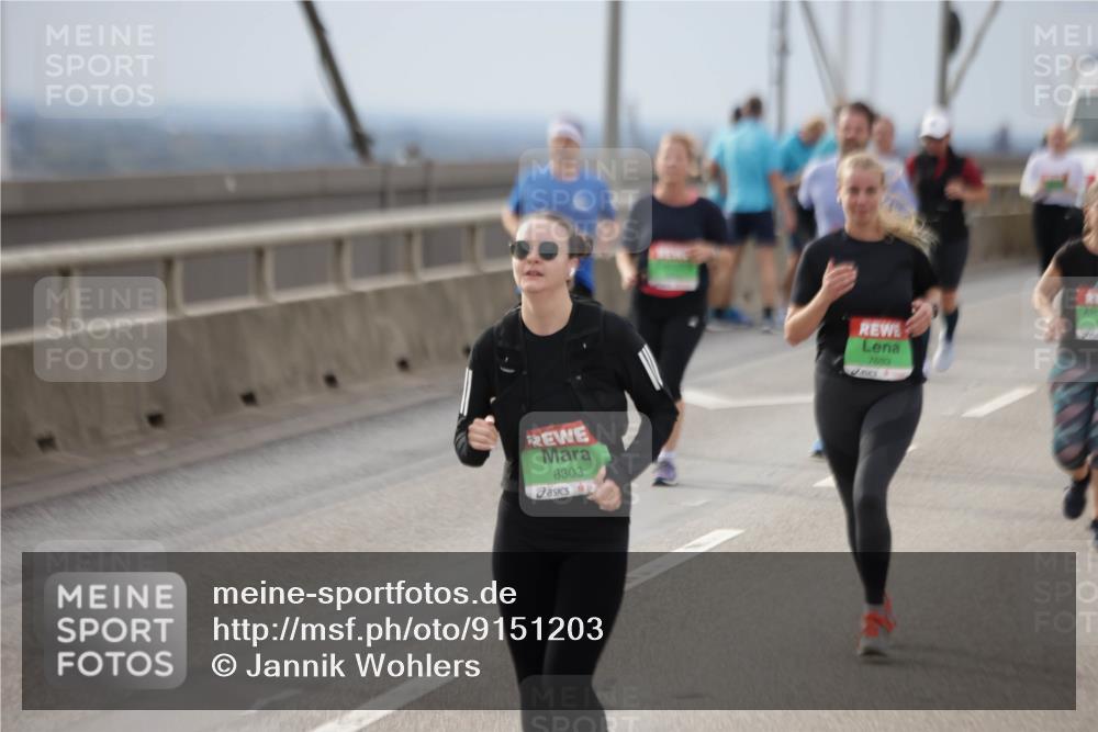 03.10.2025 - Köhlbrandbrückenlauf Jannik Wohlers http://msf.ph/oto/9151203 03.10.2025 15:57:44 Position 1 8303, 7693 meine-sportfotos.de