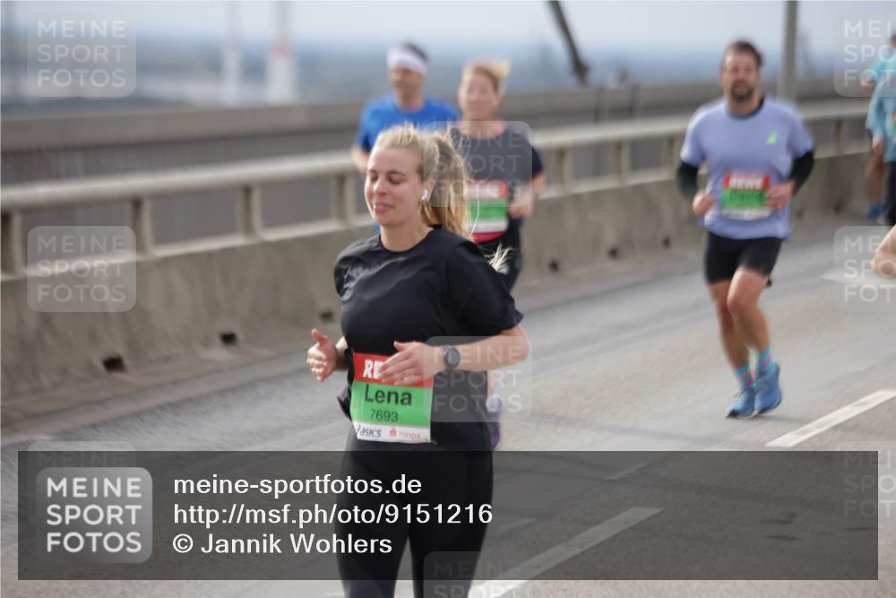 03.10.2025 - Köhlbrandbrückenlauf Jannik Wohlers http://msf.ph/oto/9151216 03.10.2025 15:57:47 Position 1 7693 meine-sportfotos.de