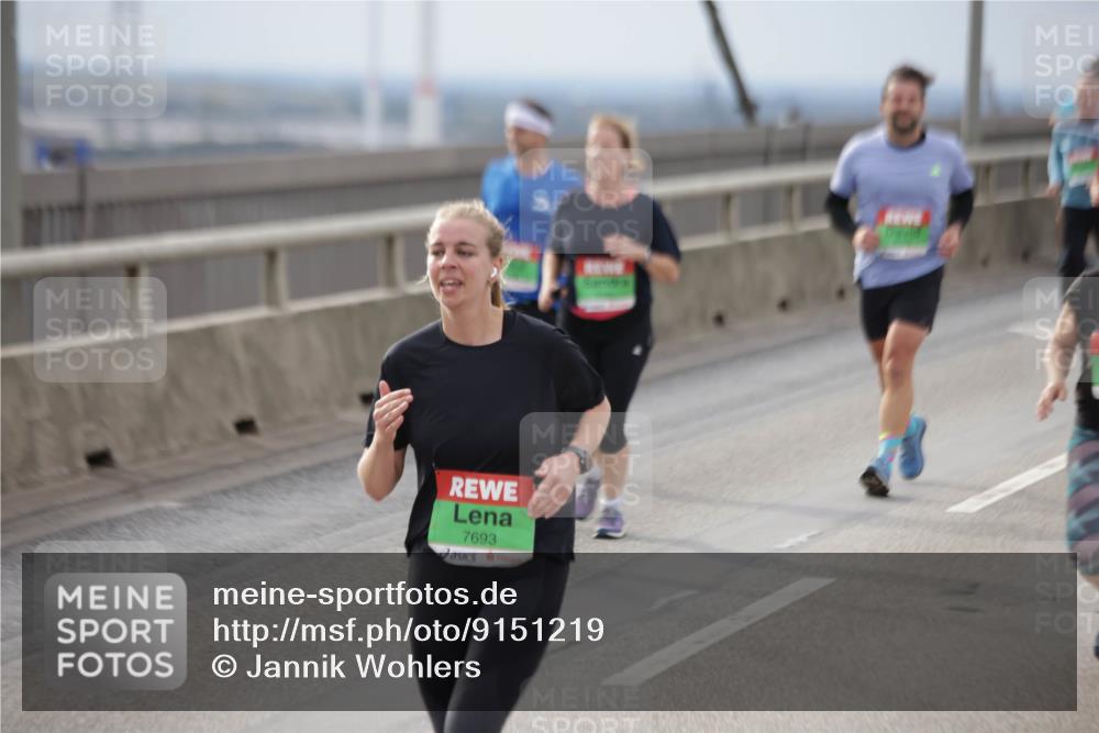 03.10.2025 - Köhlbrandbrückenlauf Jannik Wohlers http://msf.ph/oto/9151219 03.10.2025 15:57:47 Position 1 7693 meine-sportfotos.de