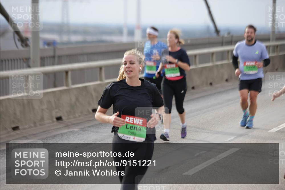 03.10.2025 - Köhlbrandbrückenlauf Jannik Wohlers http://msf.ph/oto/9151221 03.10.2025 15:57:47 Position 1 7693 meine-sportfotos.de
