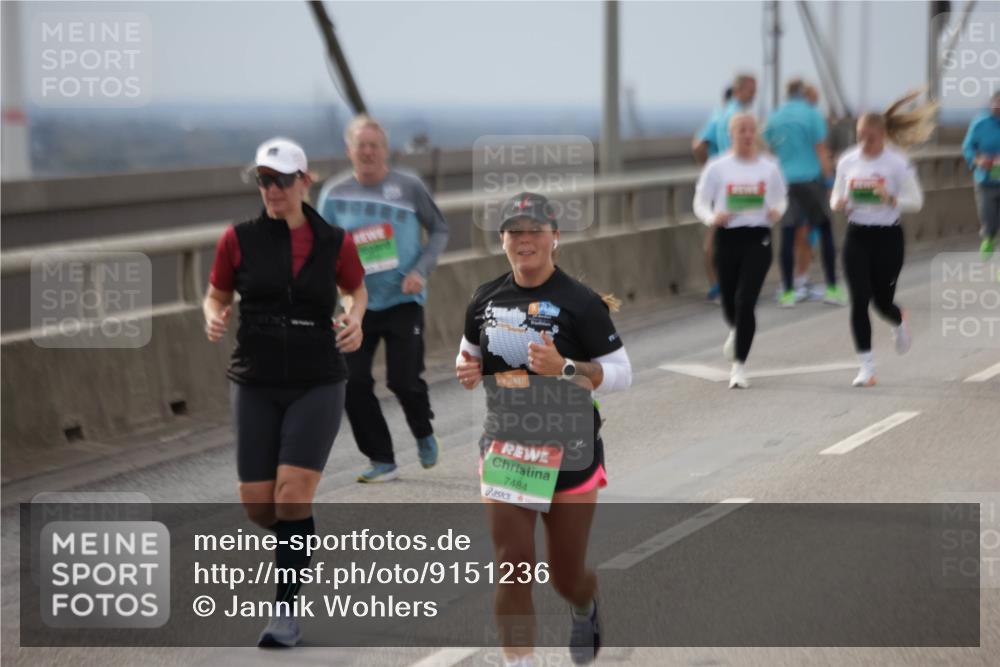 03.10.2025 - Köhlbrandbrückenlauf Jannik Wohlers http://msf.ph/oto/9151236 03.10.2025 15:57:51 Position 1 7484 meine-sportfotos.de