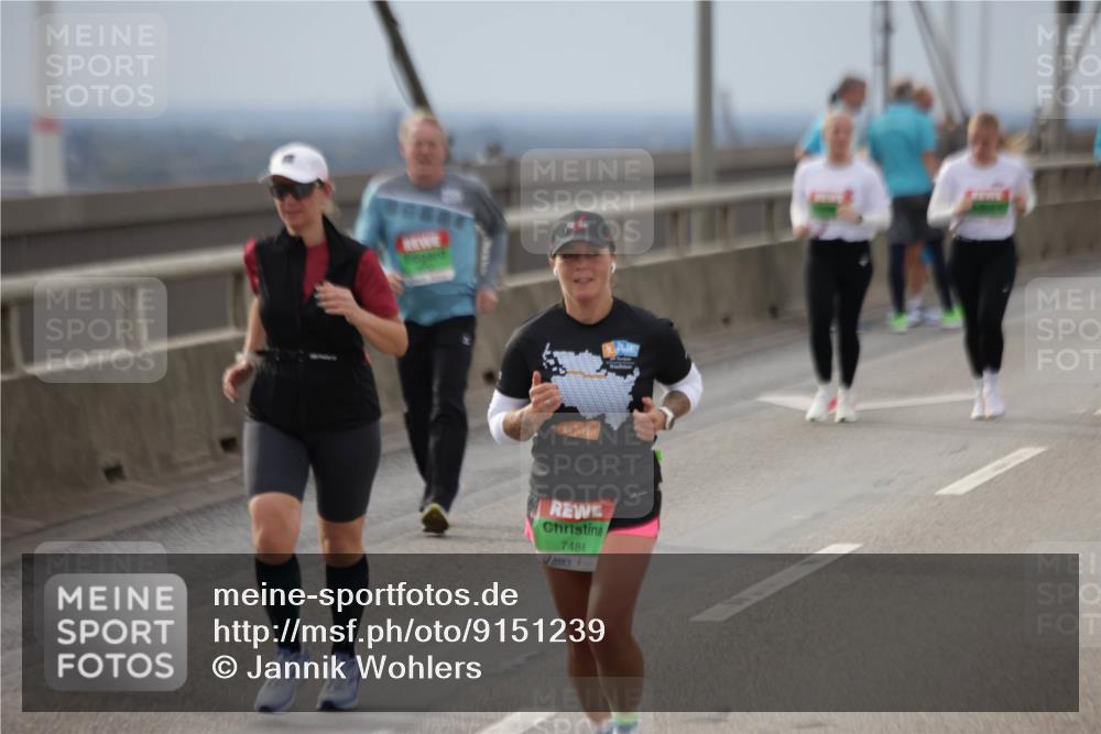03.10.2025 - Köhlbrandbrückenlauf Jannik Wohlers http://msf.ph/oto/9151239 03.10.2025 15:57:51 Position 1 7484 meine-sportfotos.de