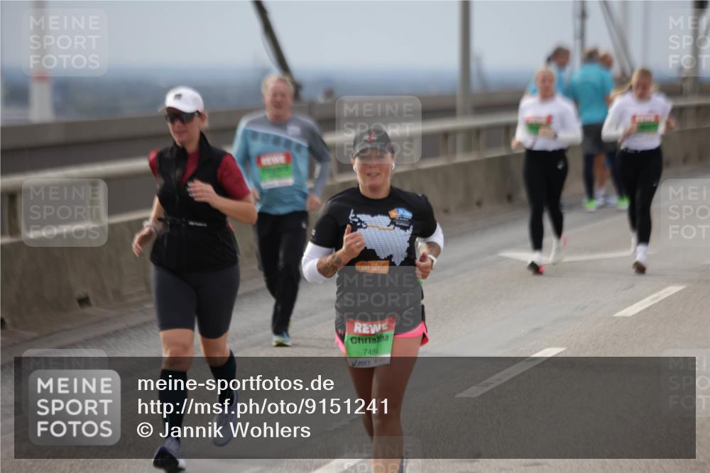 03.10.2025 - Köhlbrandbrückenlauf Jannik Wohlers http://msf.ph/oto/9151241 03.10.2025 15:57:51 Position 1 7484 meine-sportfotos.de