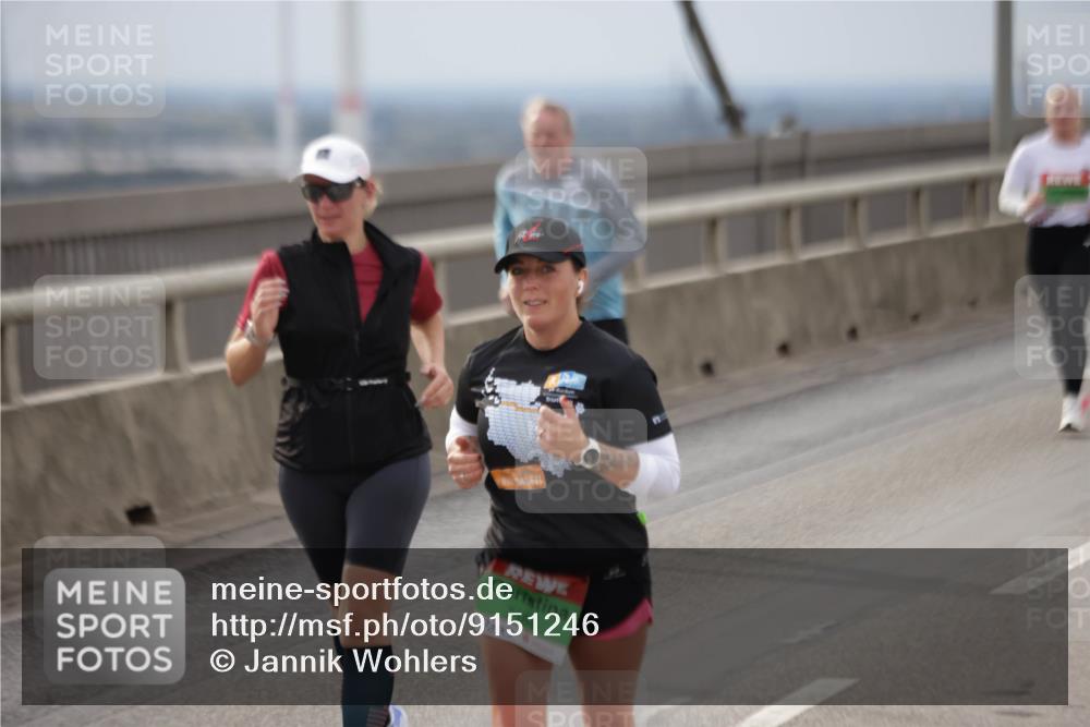 03.10.2025 - Köhlbrandbrückenlauf Jannik Wohlers http://msf.ph/oto/9151246 03.10.2025 15:57:52 Position 1 7484 meine-sportfotos.de