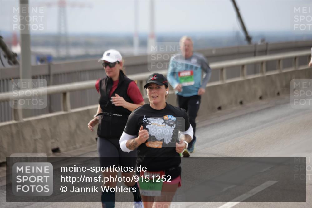 03.10.2025 - Köhlbrandbrückenlauf Jannik Wohlers http://msf.ph/oto/9151252 03.10.2025 15:57:53 Position 1 7481 meine-sportfotos.de