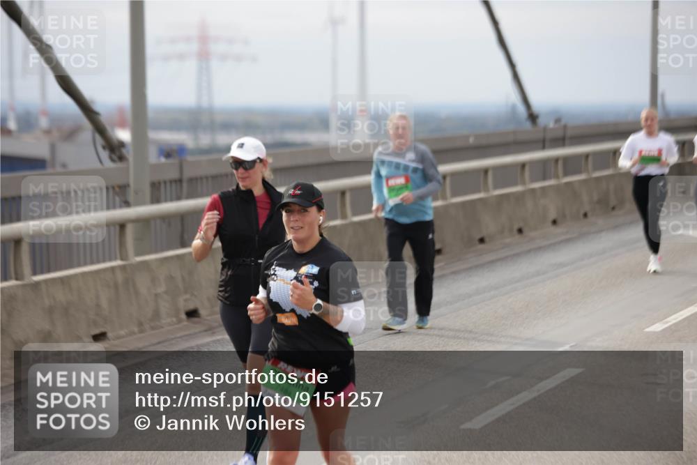 03.10.2025 - Köhlbrandbrückenlauf Jannik Wohlers http://msf.ph/oto/9151257 03.10.2025 15:57:53 Position 1 7484 meine-sportfotos.de