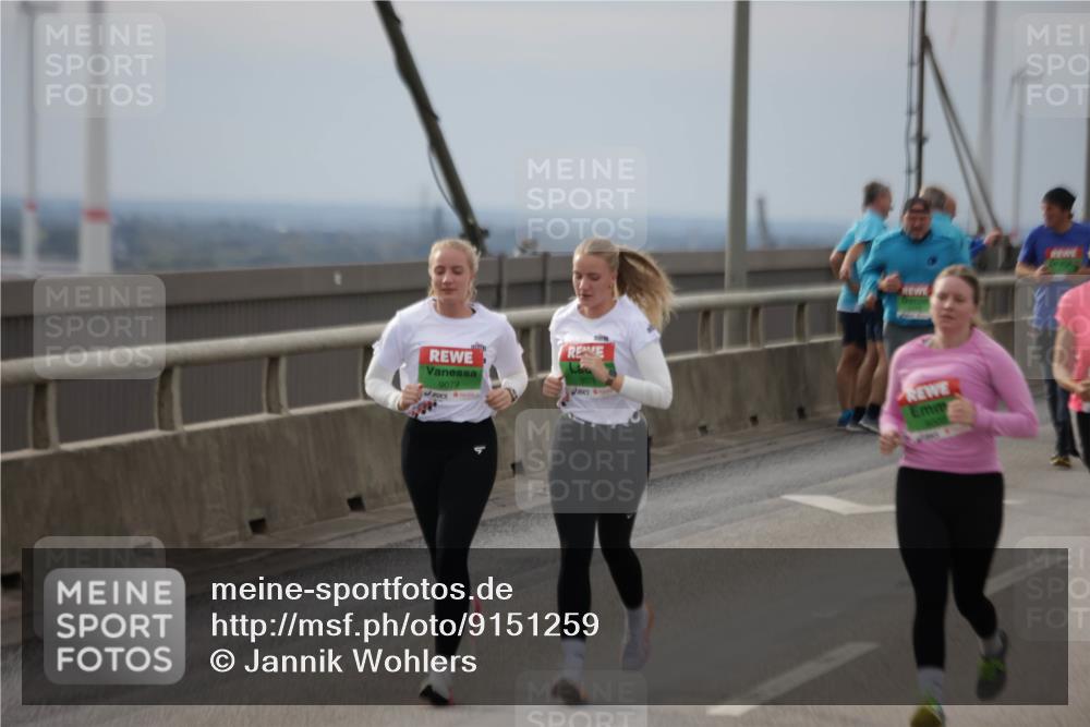 03.10.2025 - Köhlbrandbrückenlauf Jannik Wohlers http://msf.ph/oto/9151259 03.10.2025 15:57:55 Position 1 9079 meine-sportfotos.de