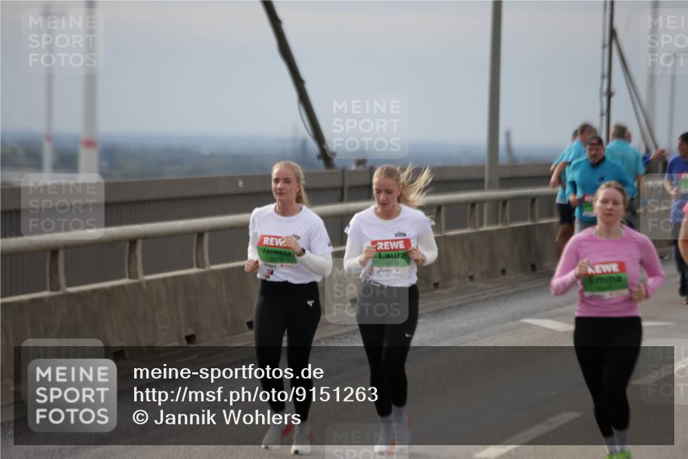 03.10.2025 - Köhlbrandbrückenlauf Jannik Wohlers http://msf.ph/oto/9151263 03.10.2025 15:57:56 Position 1 9079, 9078 meine-sportfotos.de