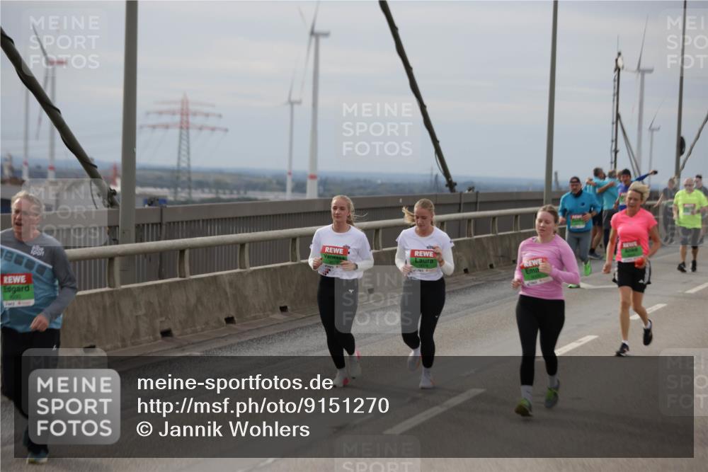 03.10.2025 - Köhlbrandbrückenlauf Jannik Wohlers http://msf.ph/oto/9151270 03.10.2025 15:57:57 Position 1 900 meine-sportfotos.de