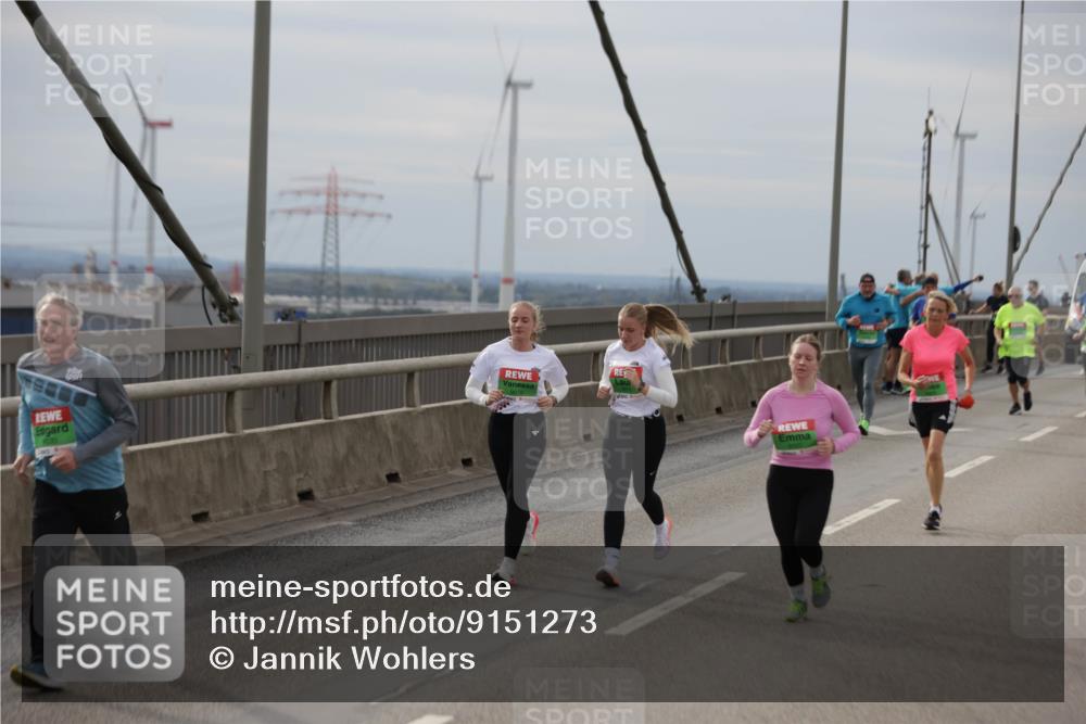 03.10.2025 - Köhlbrandbrückenlauf Jannik Wohlers http://msf.ph/oto/9151273 03.10.2025 15:57:57 Position 1  meine-sportfotos.de