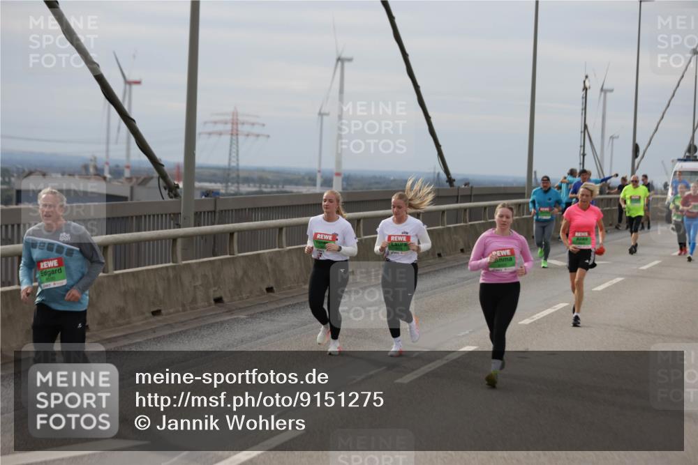 03.10.2025 - Köhlbrandbrückenlauf Jannik Wohlers http://msf.ph/oto/9151275 03.10.2025 15:57:57 Position 1 9030 meine-sportfotos.de