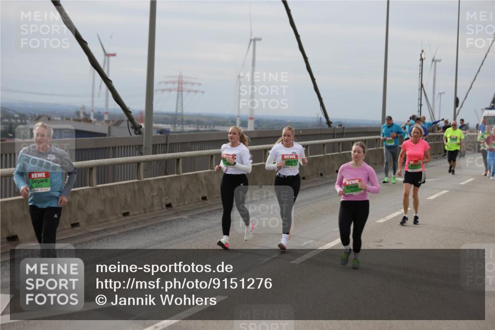 03.10.2025 - Köhlbrandbrückenlauf Jannik Wohlers http://msf.ph/oto/9151276 03.10.2025 15:57:57 Position 1  meine-sportfotos.de