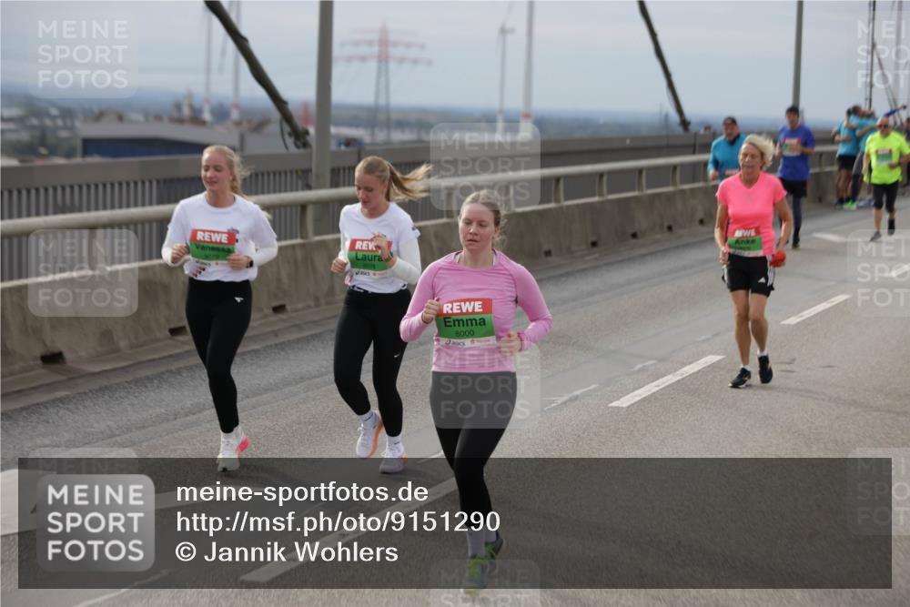 03.10.2025 - Köhlbrandbrückenlauf Jannik Wohlers http://msf.ph/oto/9151290 03.10.2025 15:57:59 Position 1 8000, 3 meine-sportfotos.de